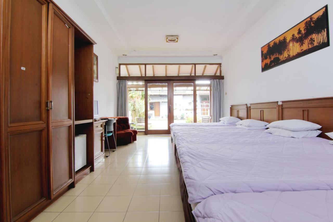 Villa Enggal Lembang Kültér fotó
