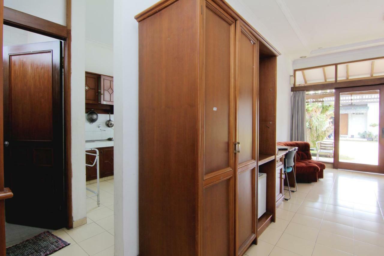 Villa Enggal Lembang Kültér fotó